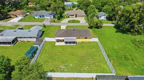 411 S Brooks Avenue Deland FL 32720
