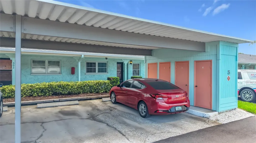 2465 Northside Drive Clearwater FL 33761