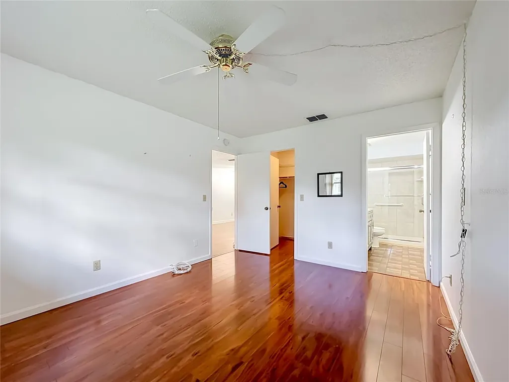 2465 Northside Drive Clearwater FL 33761