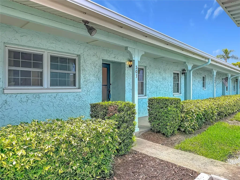 2465 Northside Drive Clearwater FL 33761