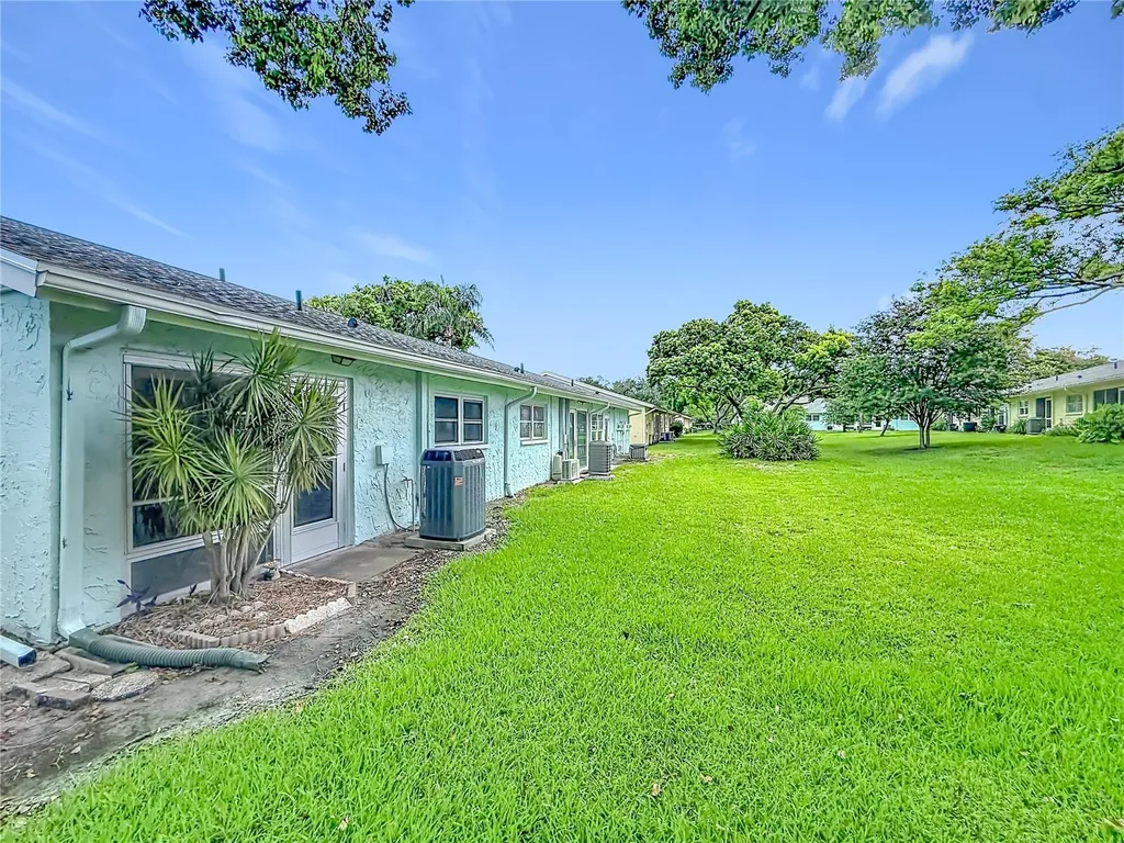 2465 Northside Drive Clearwater FL 33761