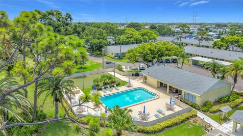 2465 Northside Drive Clearwater FL 33761