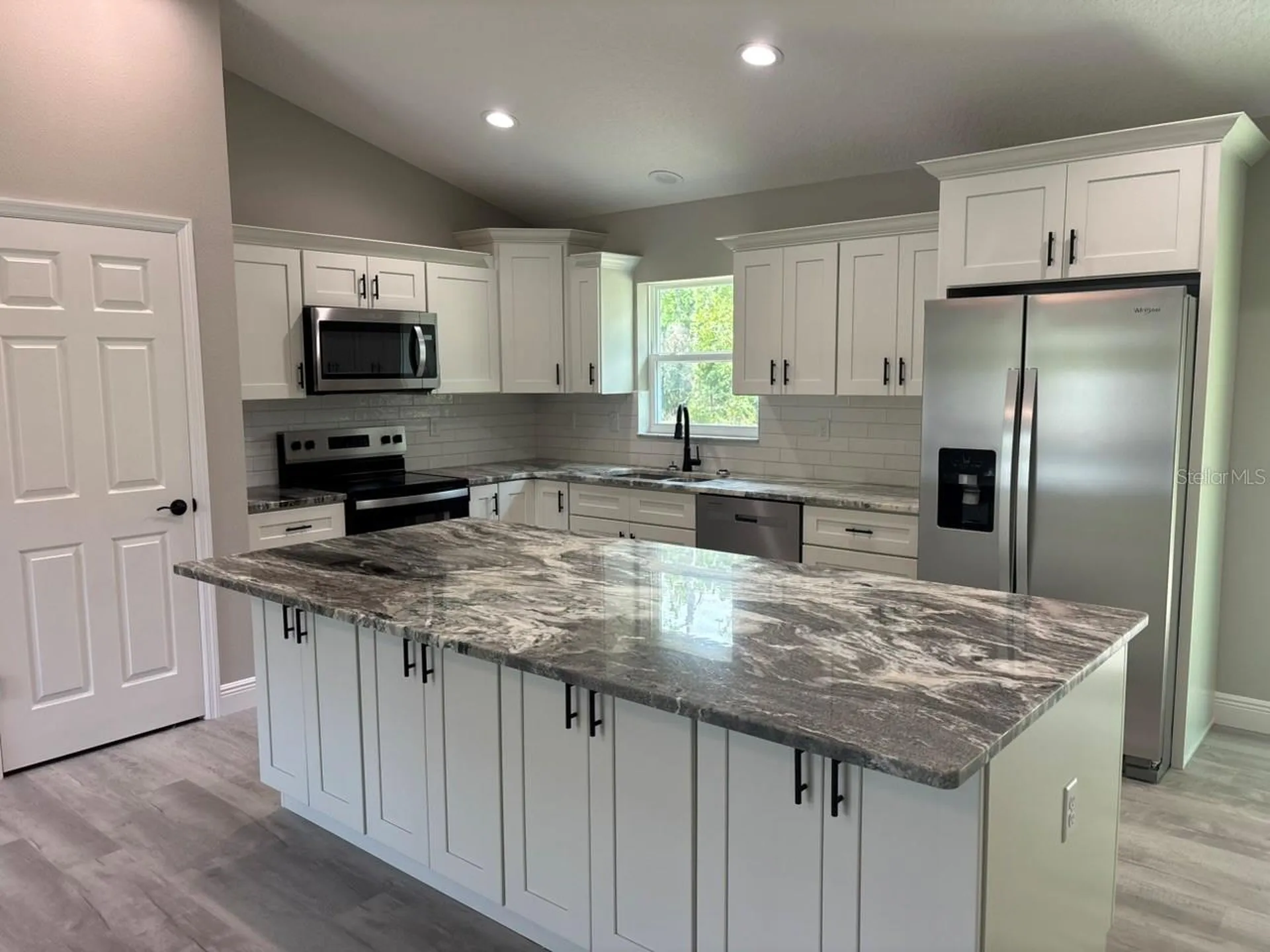 1854 W Cary Drive Dunnellon FL 34434