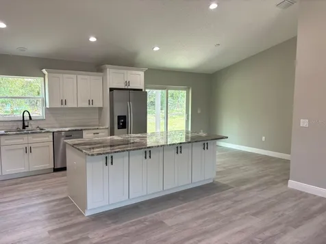 1854 W Cary Drive Dunnellon FL 34434