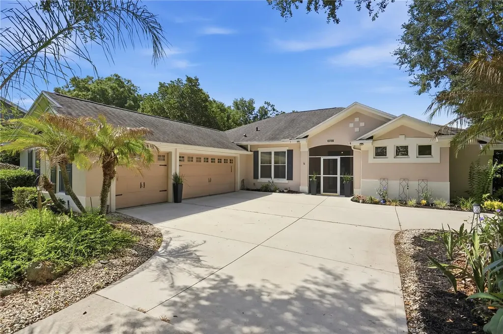 13706 Via Roma Circle Clermont FL 34711