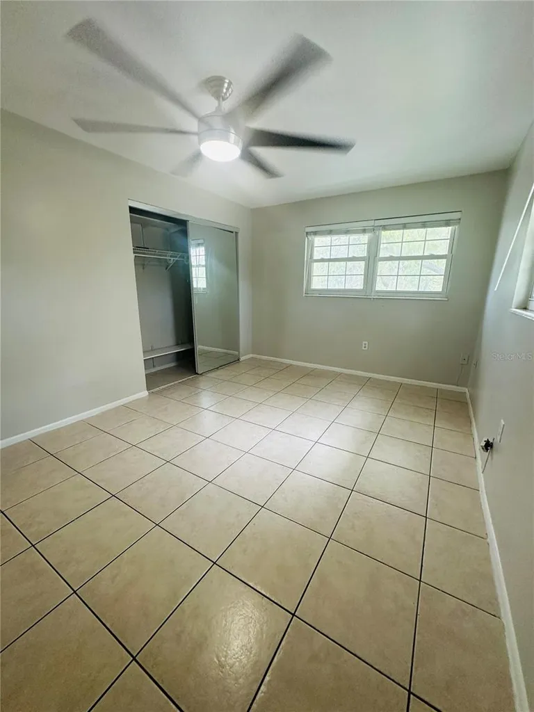 525 Conway Road Orlando FL 32807