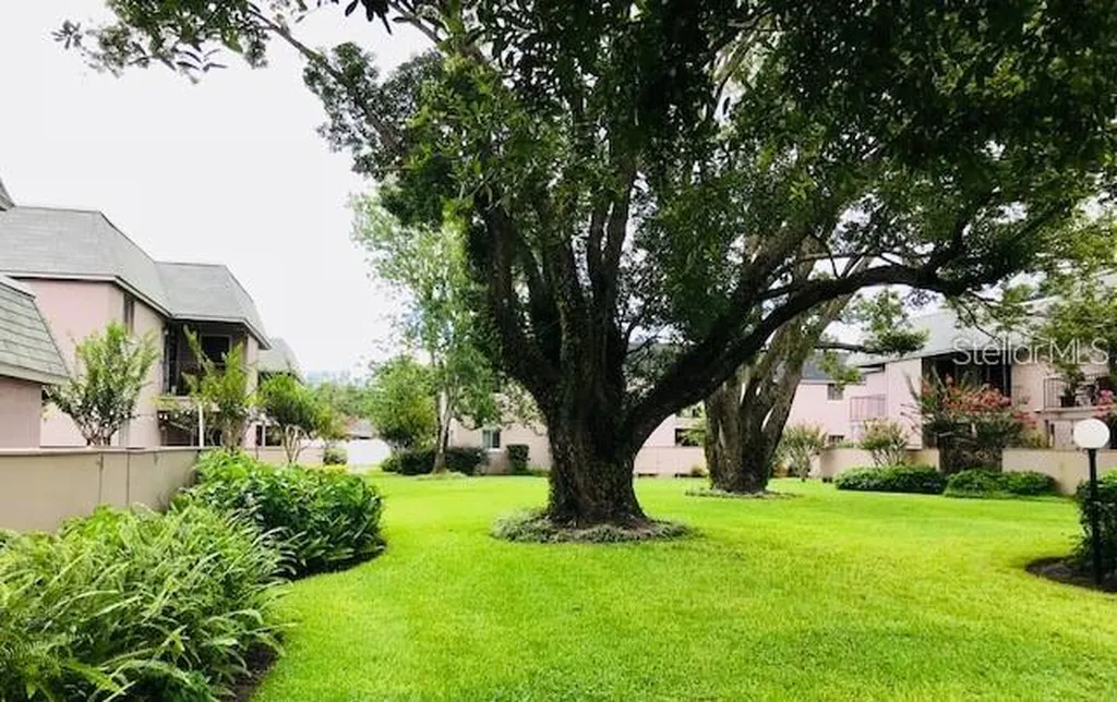 525 Conway Road Orlando FL 32807