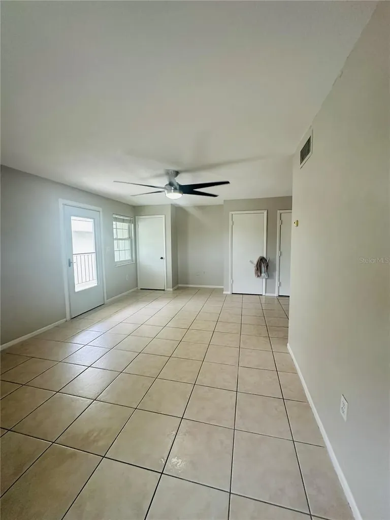 525 Conway Road Orlando FL 32807