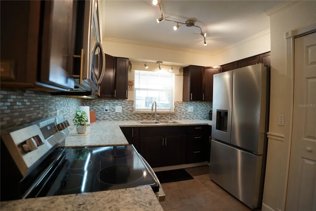 916 Vermont Avenue St Cloud FL 34769