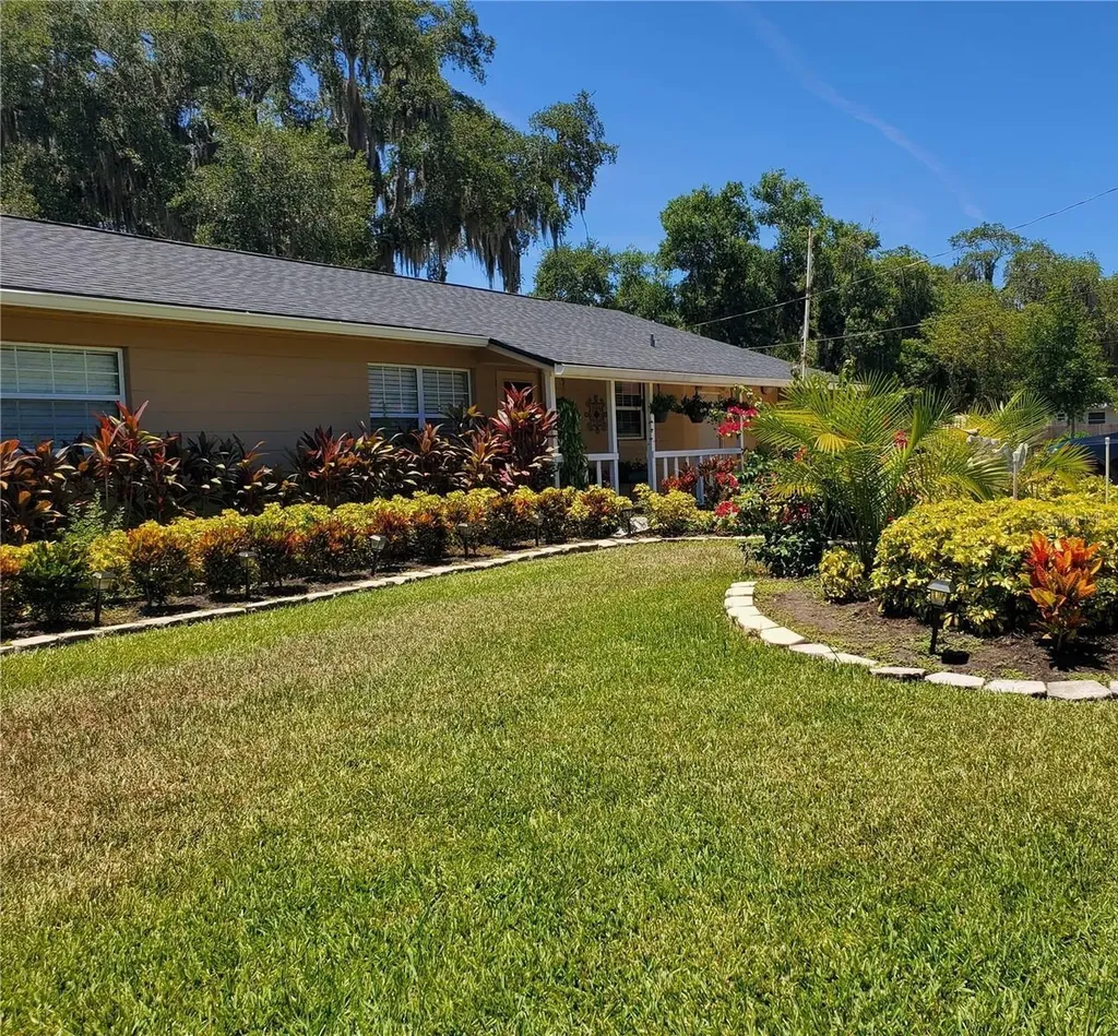 916 Vermont Avenue St Cloud FL 34769