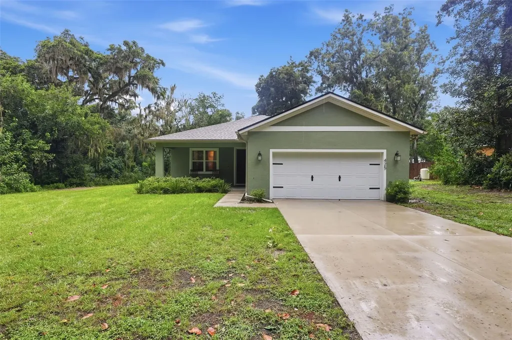 425 Spring Garden Avenue De Leon Springs FL 32130