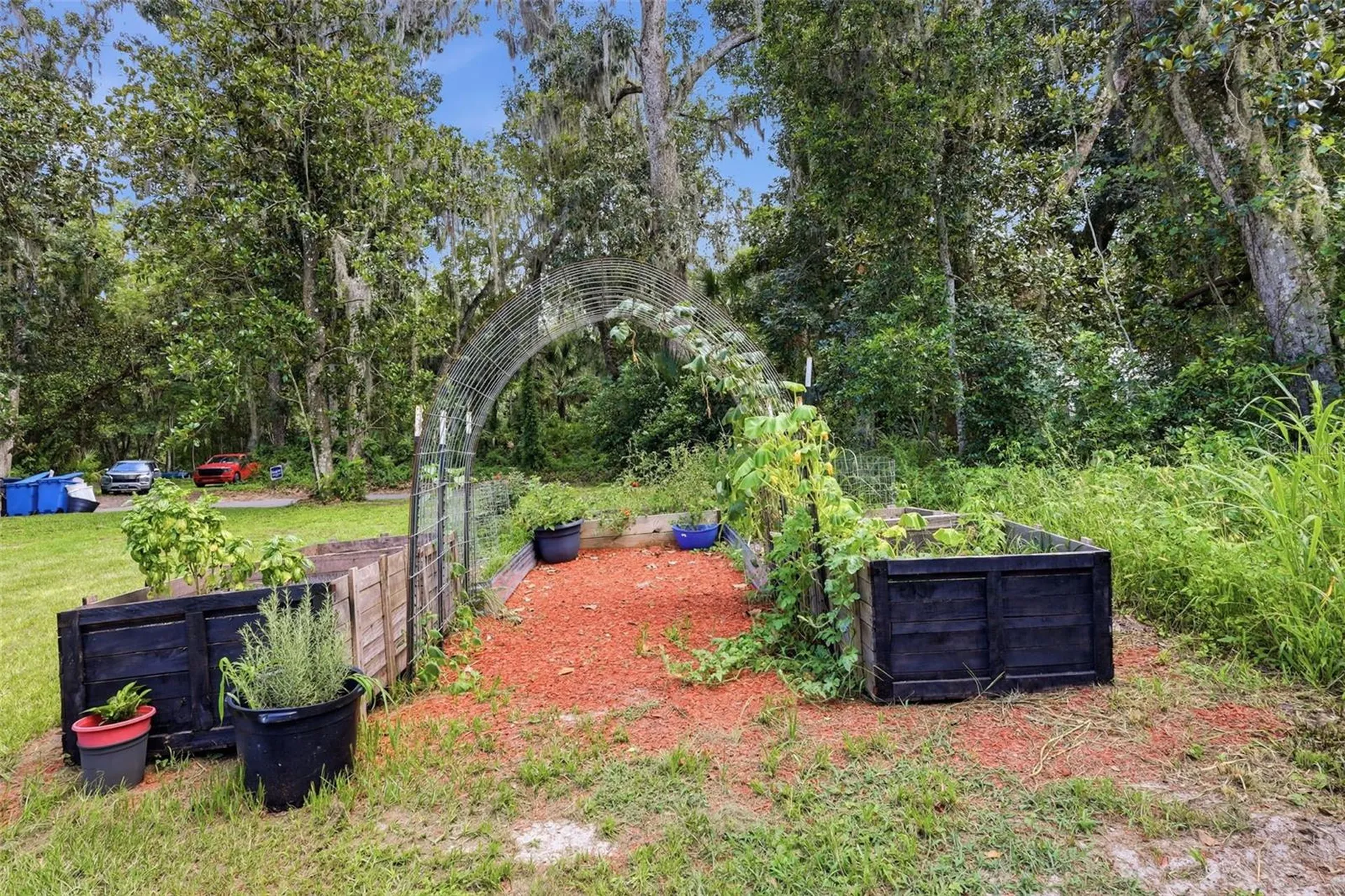 425 Spring Garden Avenue De Leon Springs FL 32130