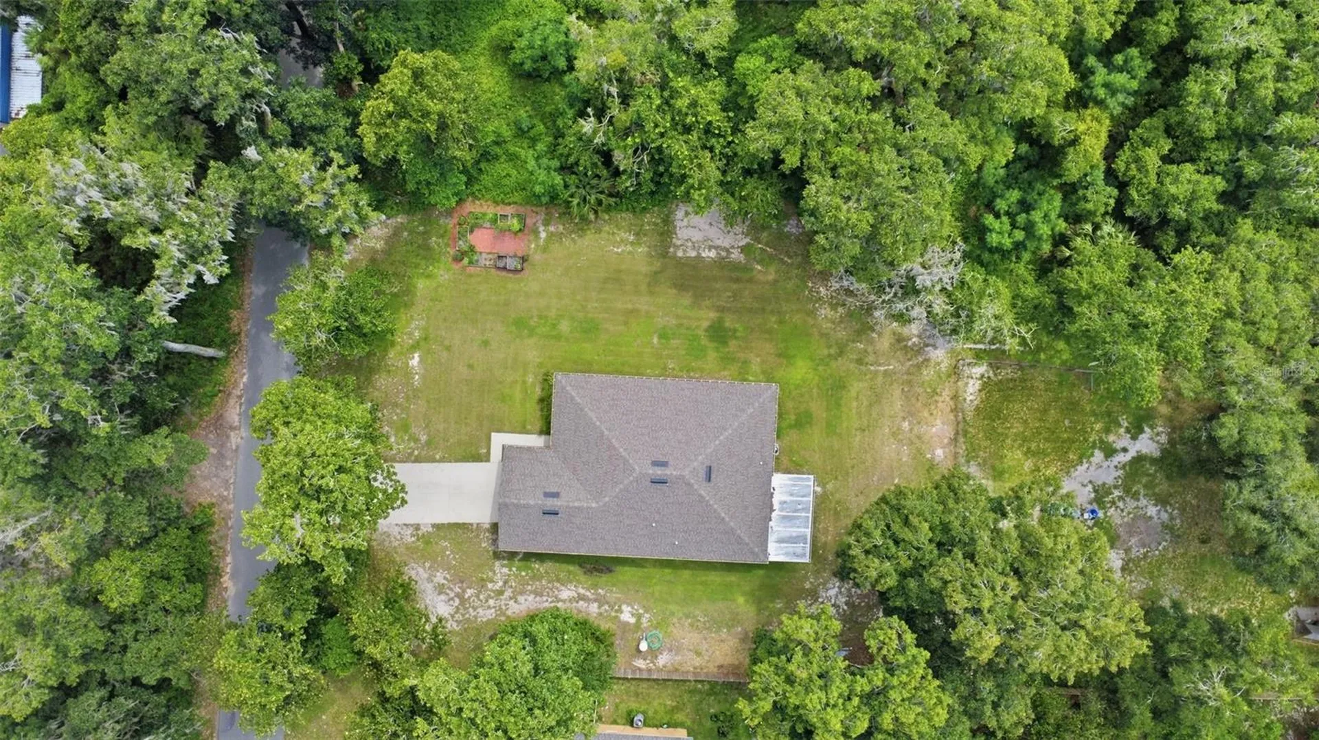 425 Spring Garden Avenue De Leon Springs FL 32130