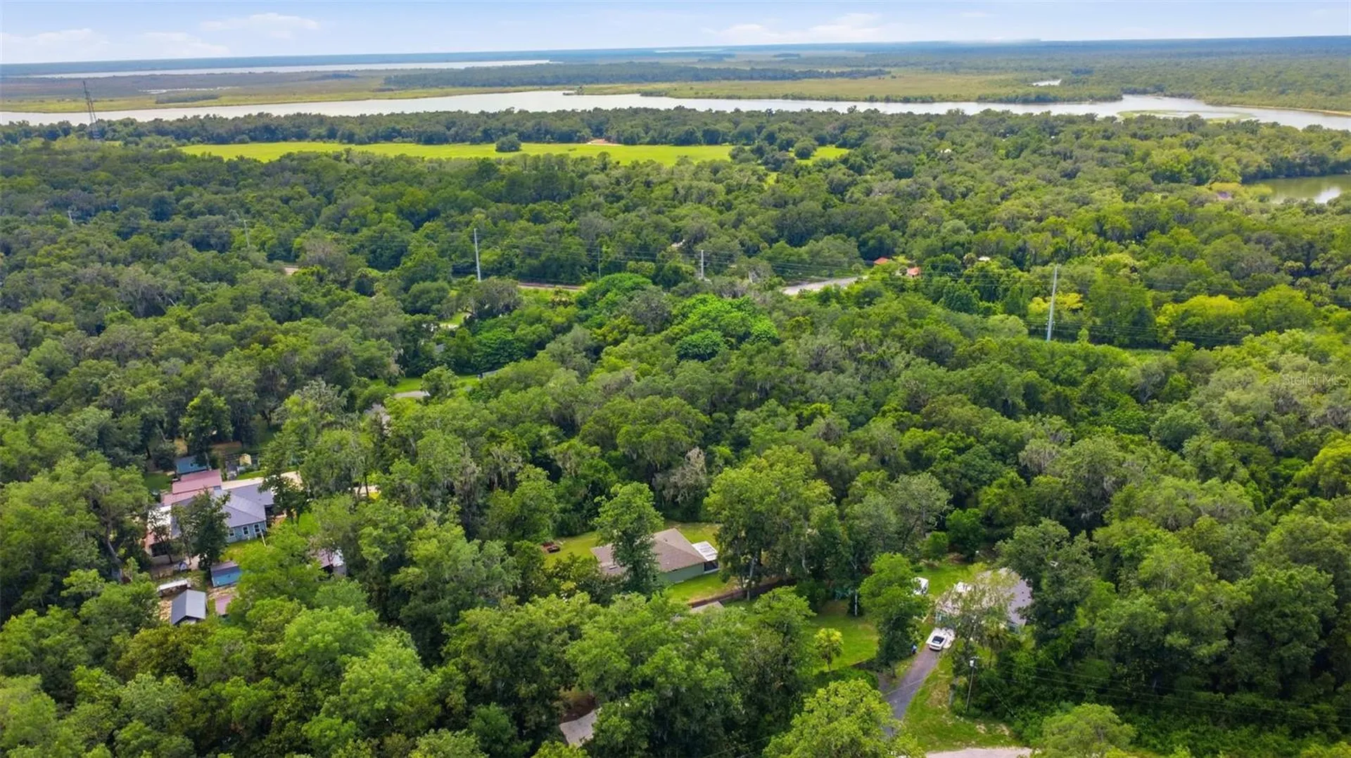 425 Spring Garden Avenue De Leon Springs FL 32130