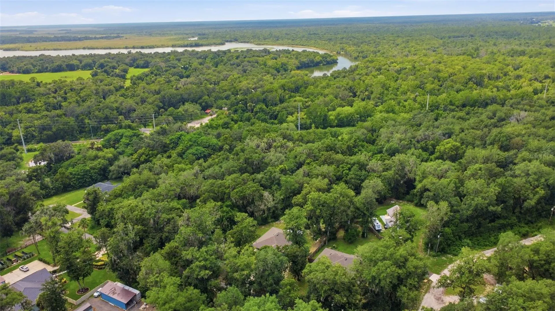 425 Spring Garden Avenue De Leon Springs FL 32130