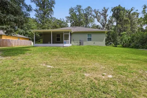 425 Spring Garden Avenue De Leon Springs FL 32130