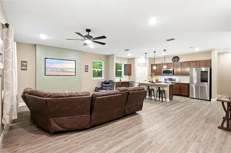 425 Spring Garden Avenue De Leon Springs FL 32130
