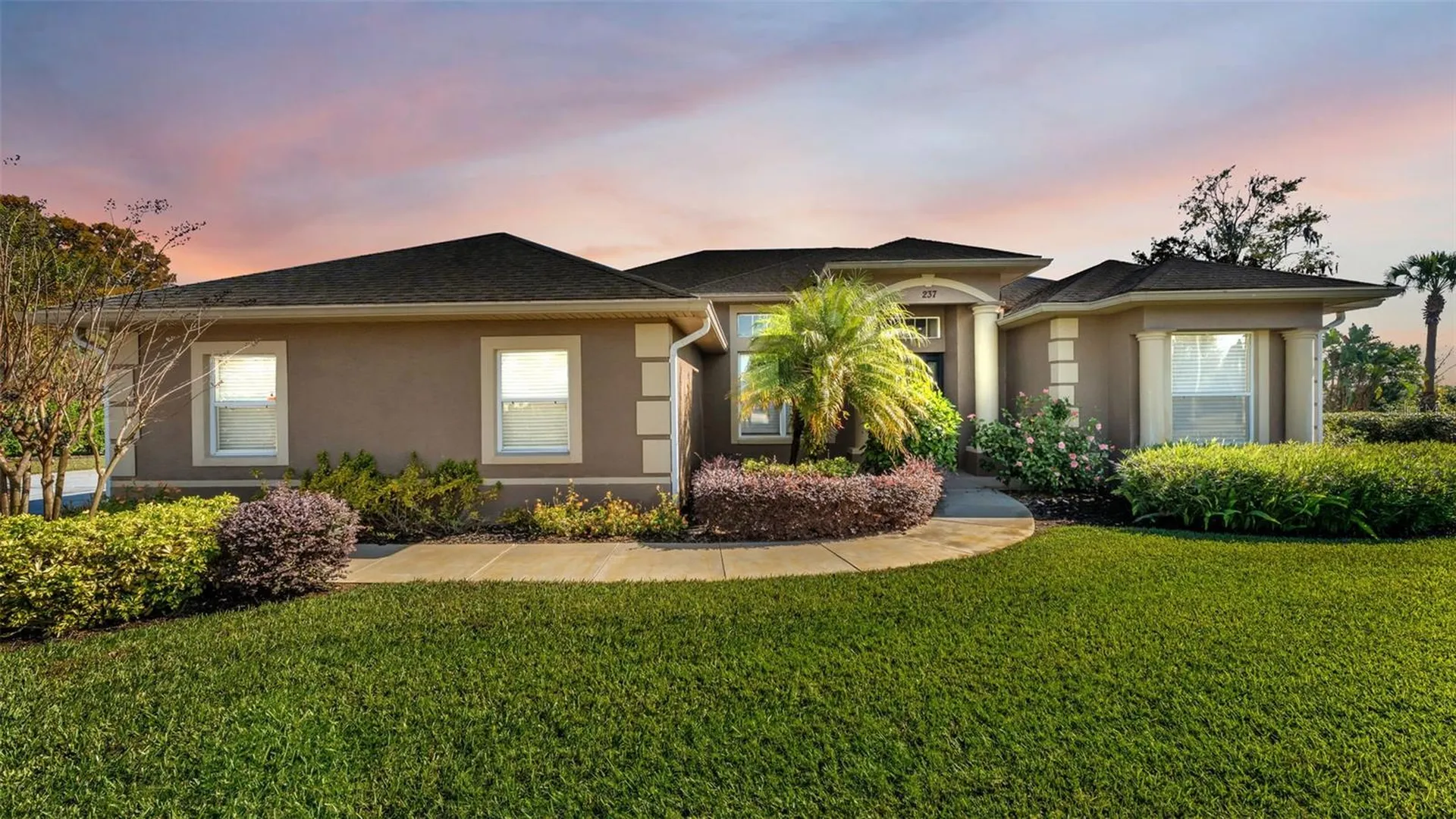 237 Kent Court Haines City FL 33844