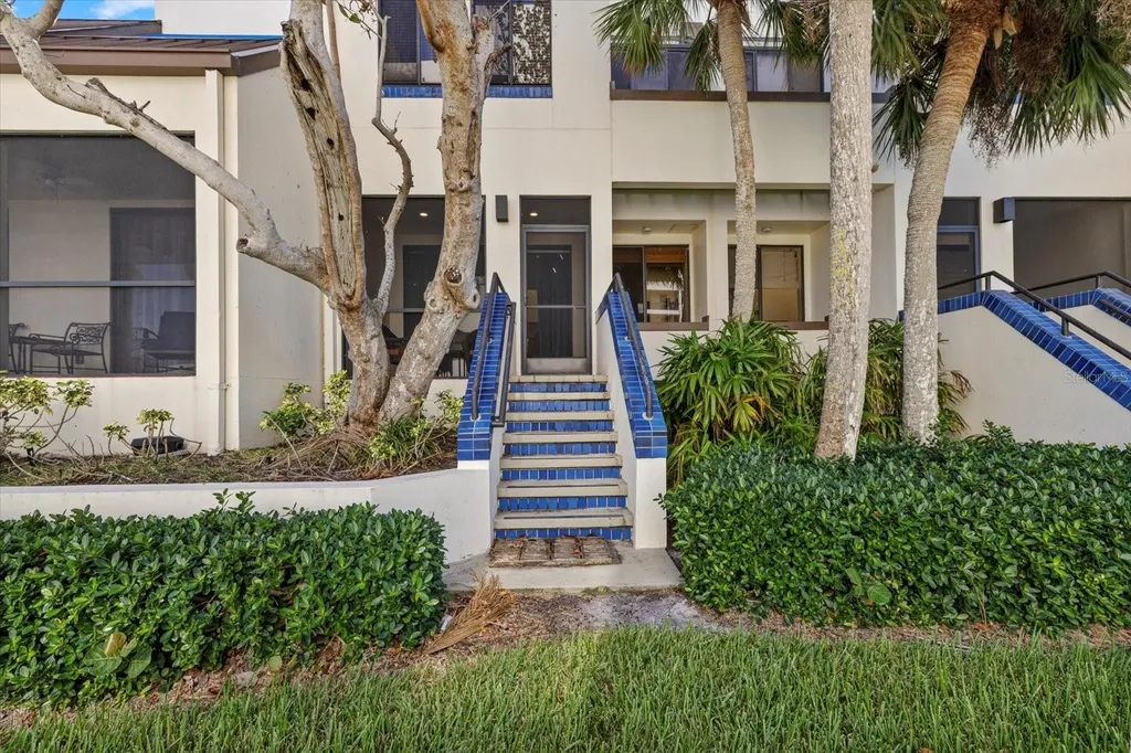 2012 Harbourside Drive Longboat Key FL 34228