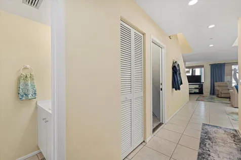 2012 Harbourside Drive Longboat Key FL 34228