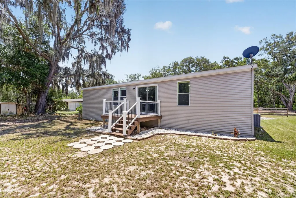 357 Walter Place Fruitland Park FL 34731