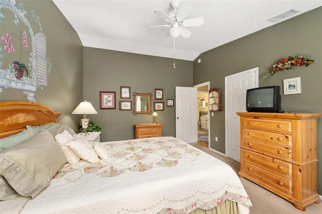 2734 Moncayo Avenue The Villages FL 32162