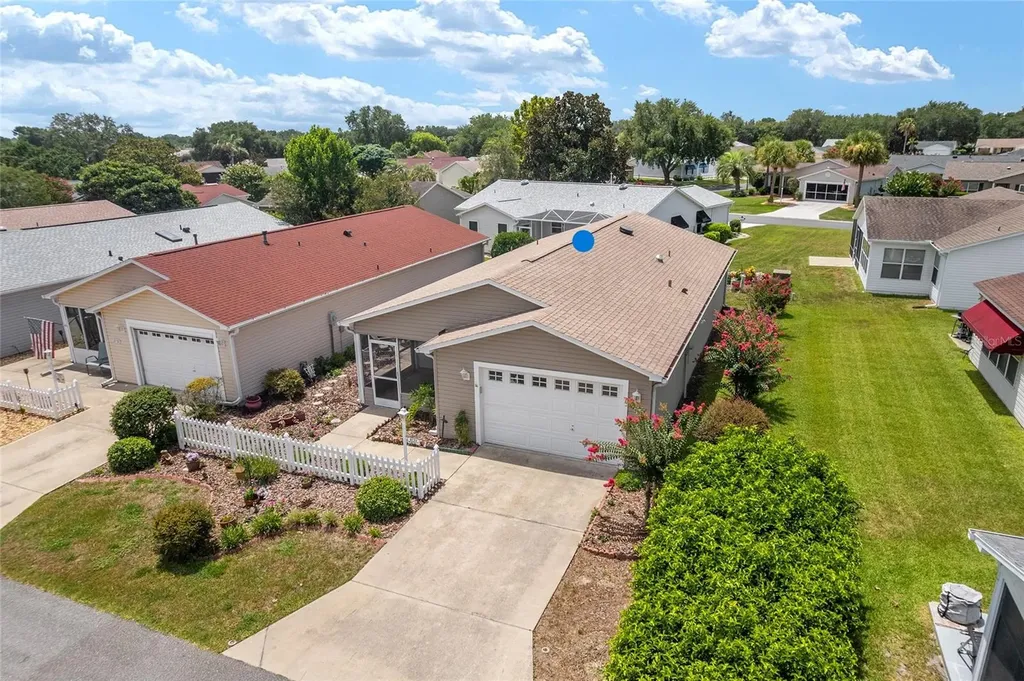 2734 Moncayo Avenue The Villages FL 32162