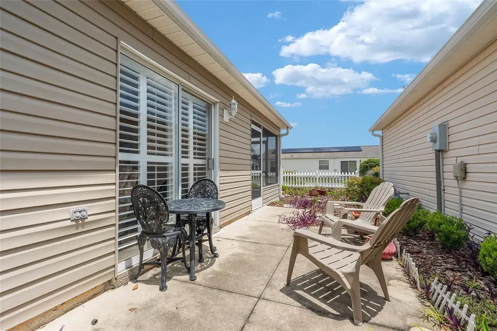 2734 Moncayo Avenue The Villages FL 32162
