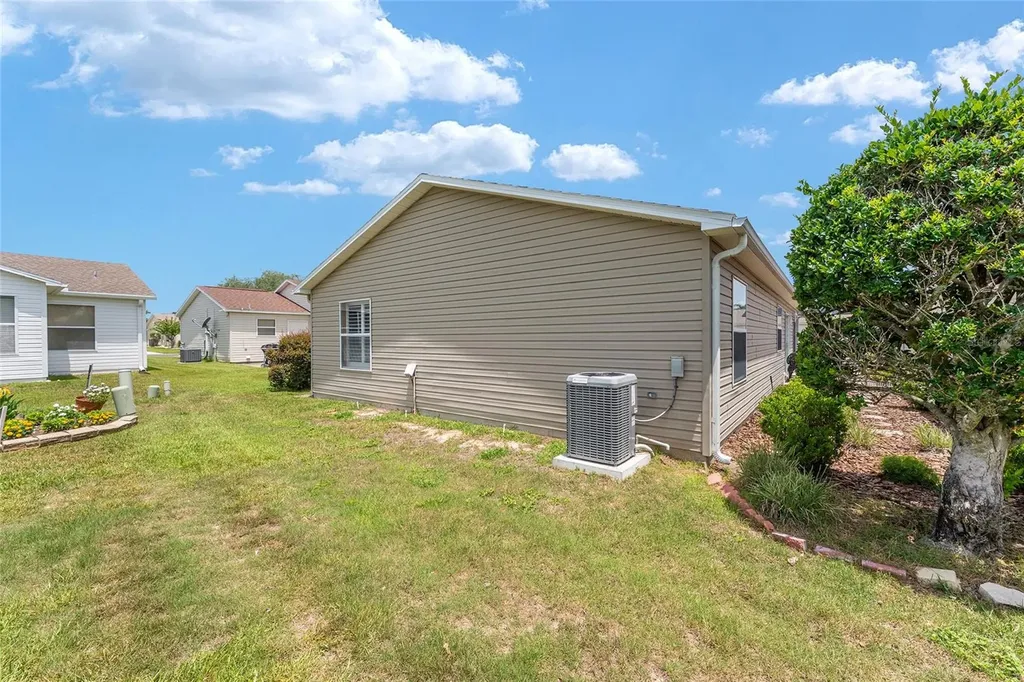 2734 Moncayo Avenue The Villages FL 32162