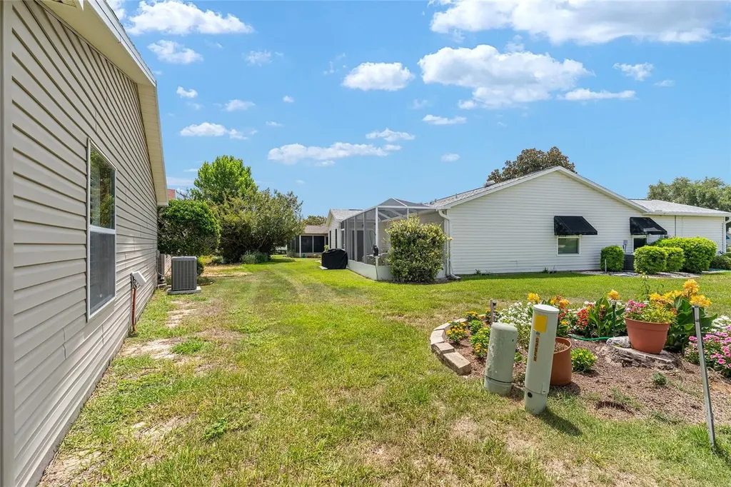 2734 Moncayo Avenue The Villages FL 32162