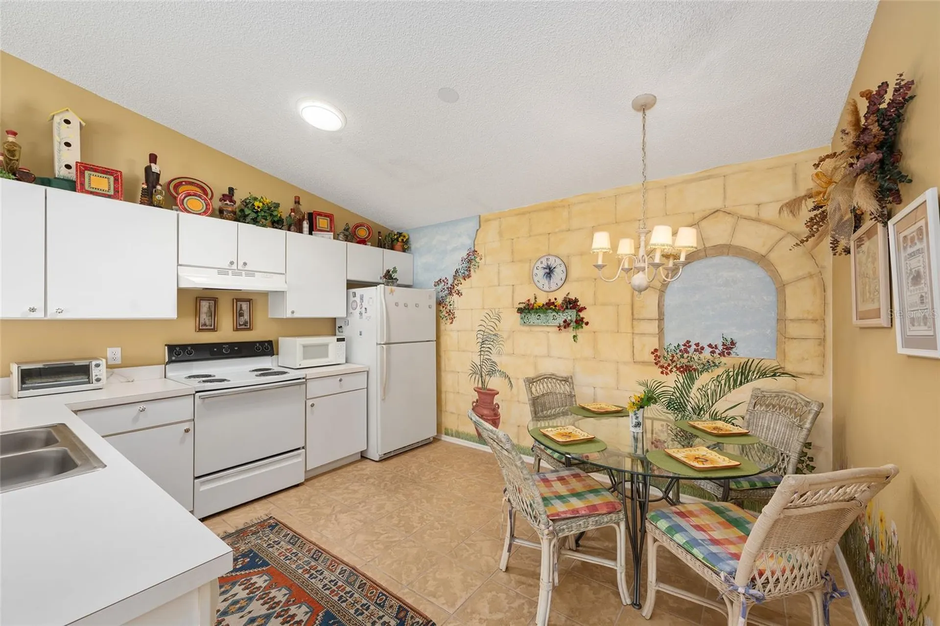 2734 Moncayo Avenue The Villages FL 32162