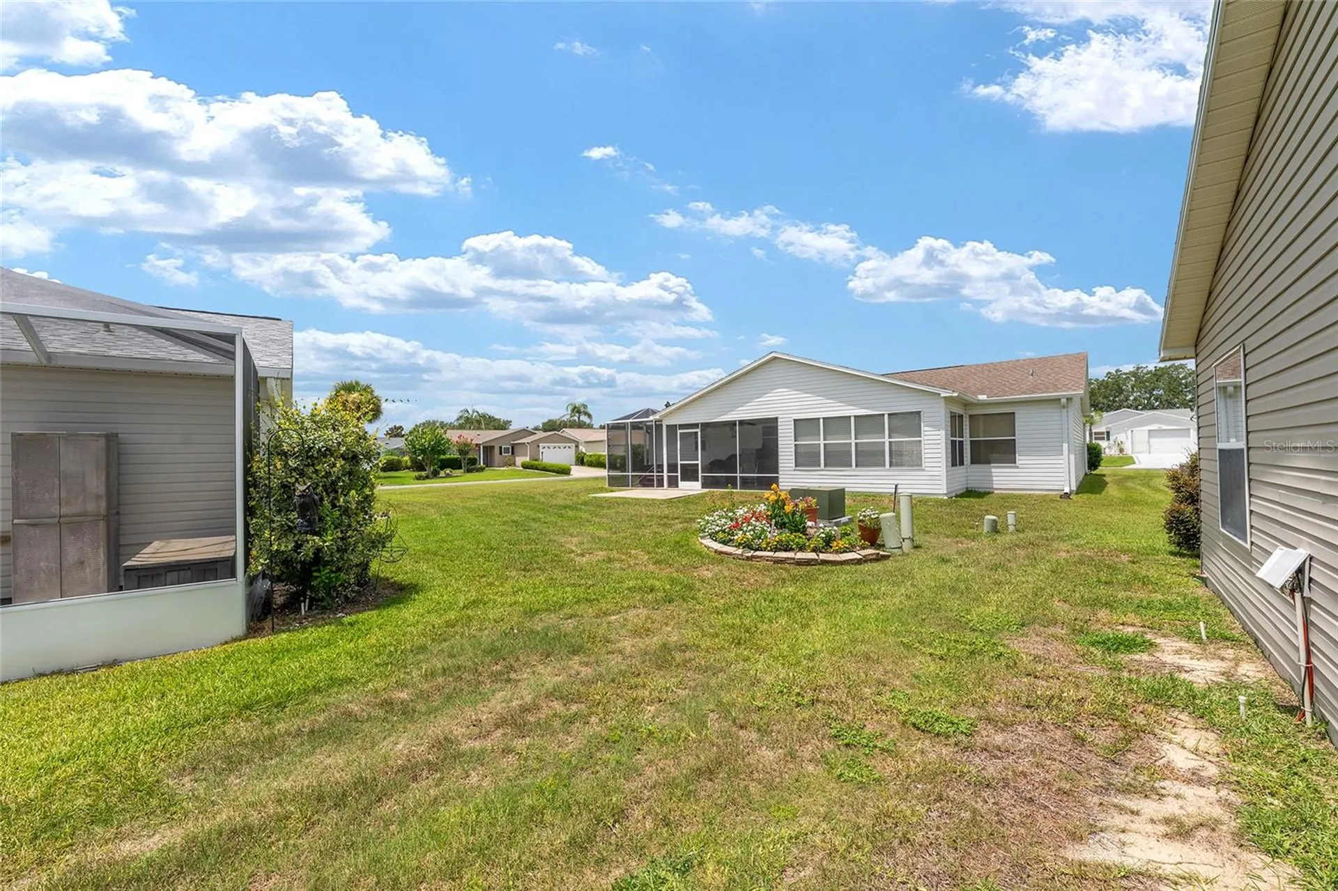 2734 Moncayo Avenue The Villages FL 32162