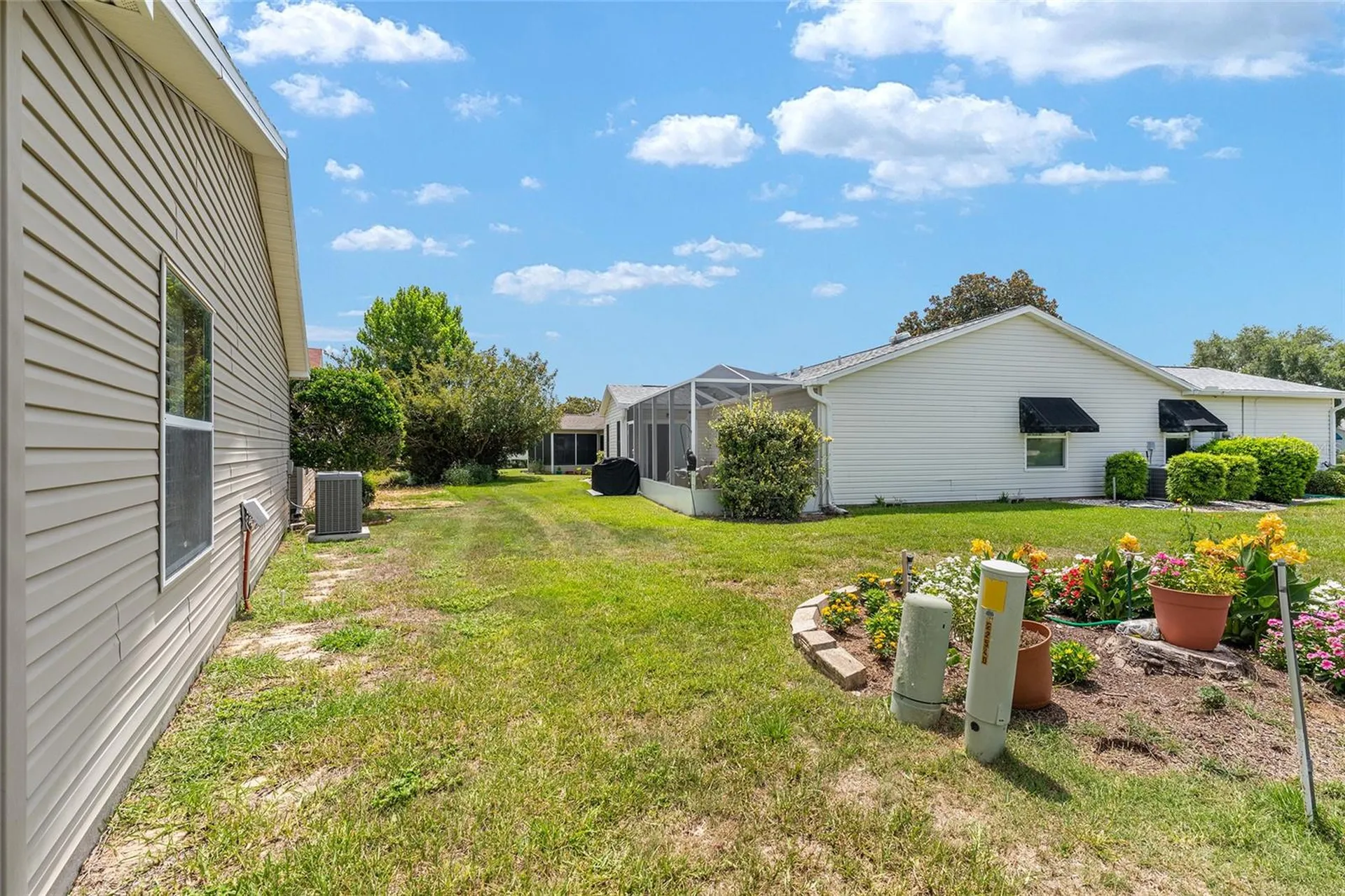 2734 Moncayo Avenue The Villages FL 32162