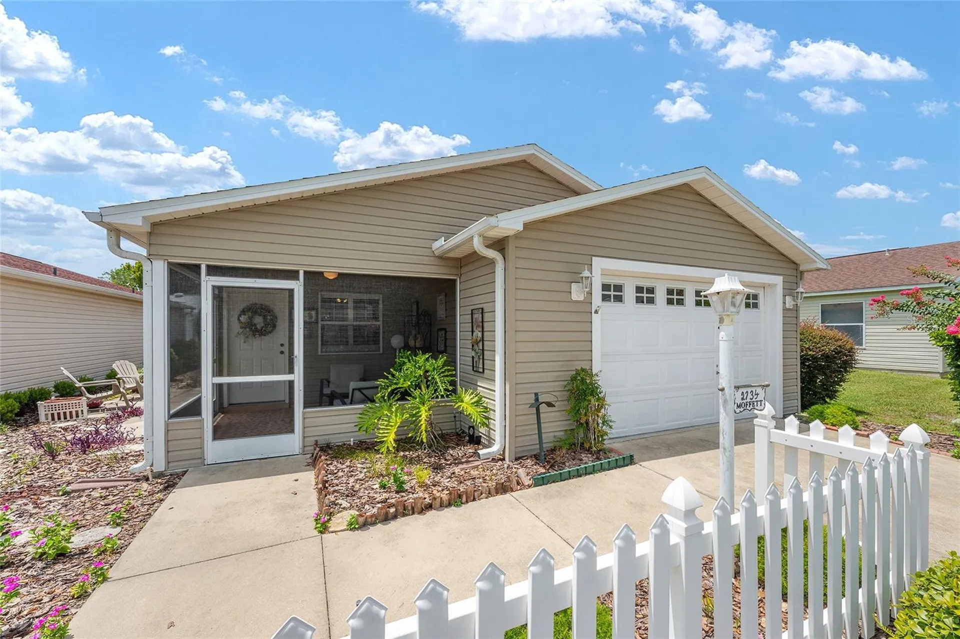2734 Moncayo Avenue The Villages FL 32162