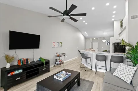 1040 Normandy Trace Road Tampa FL 33602