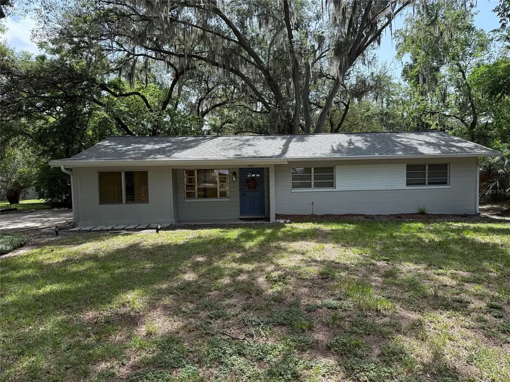 3929 SW 21st Street Gainesville FL 32608