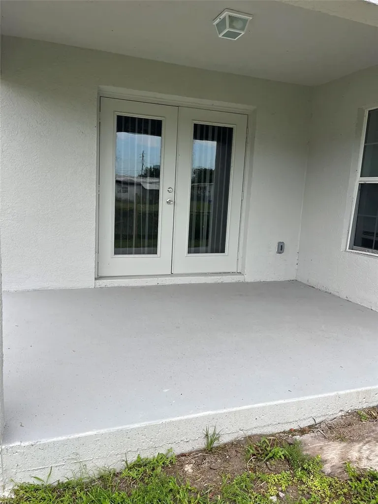 3049 SE 38th Avenue Okeechobee FL 34974