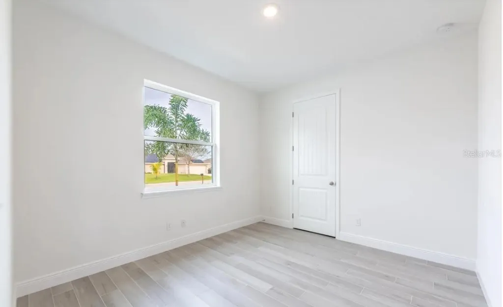 335 Franzing St SW Palm Bay FL 32908