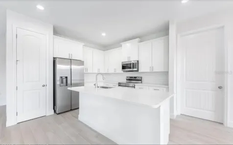 335 Franzing St SW Palm Bay FL 32908