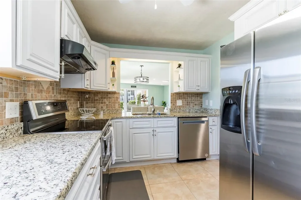 7003 Sunset Way St Pete Beach FL 33706