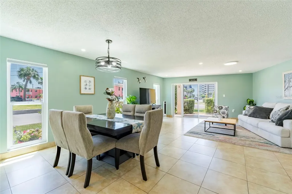7003 Sunset Way St Pete Beach FL 33706