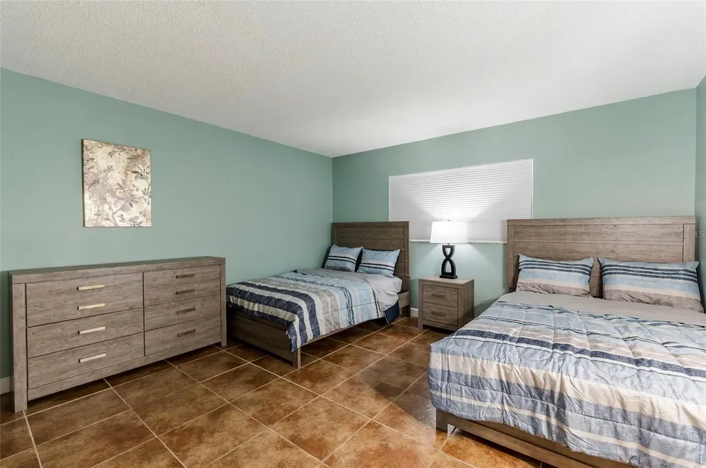 7003 Sunset Way St Pete Beach FL 33706