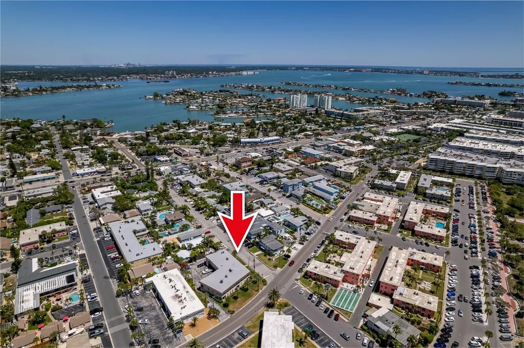 7003 Sunset Way St Pete Beach FL 33706