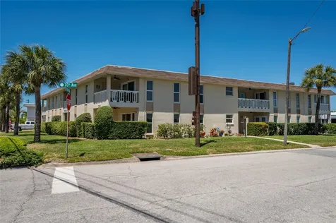 7003 Sunset Way St Pete Beach FL 33706