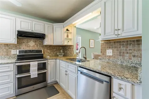 7003 Sunset Way St Pete Beach FL 33706