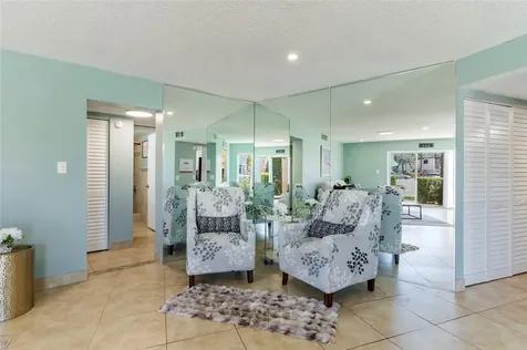 7003 Sunset Way St Pete Beach FL 33706