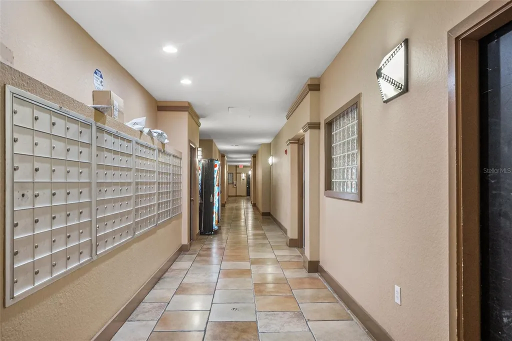 4221 W Spruce Street Tampa FL 33607