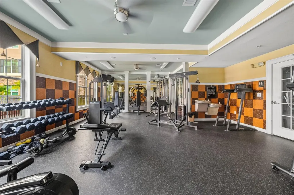 4221 W Spruce Street Tampa FL 33607