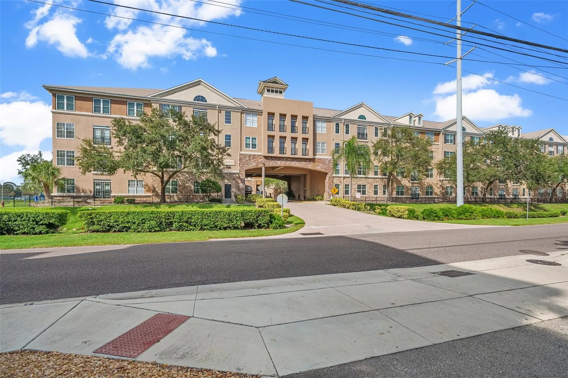 4221 W Spruce Street Tampa FL 33607