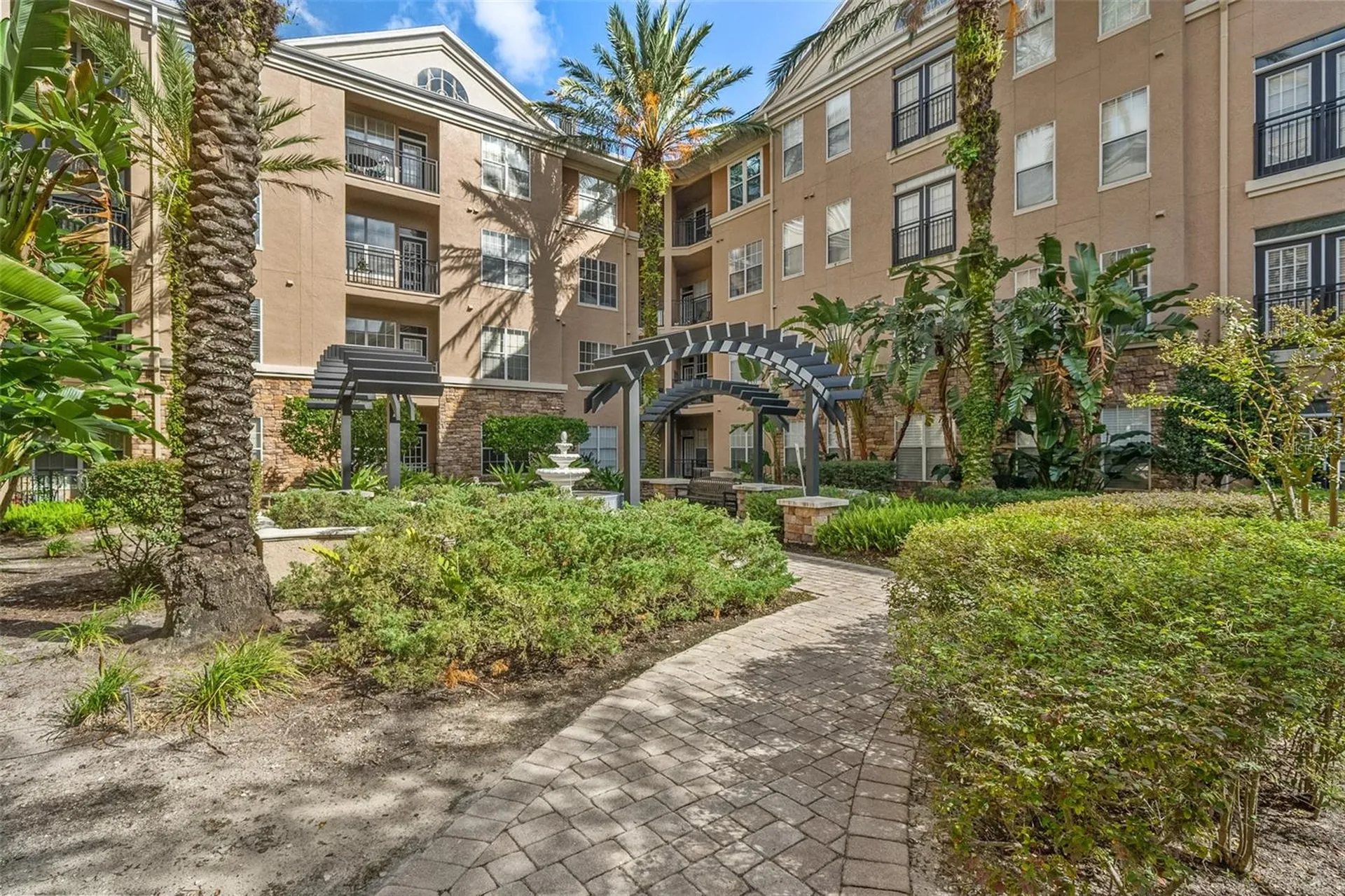 4221 W Spruce Street Tampa FL 33607